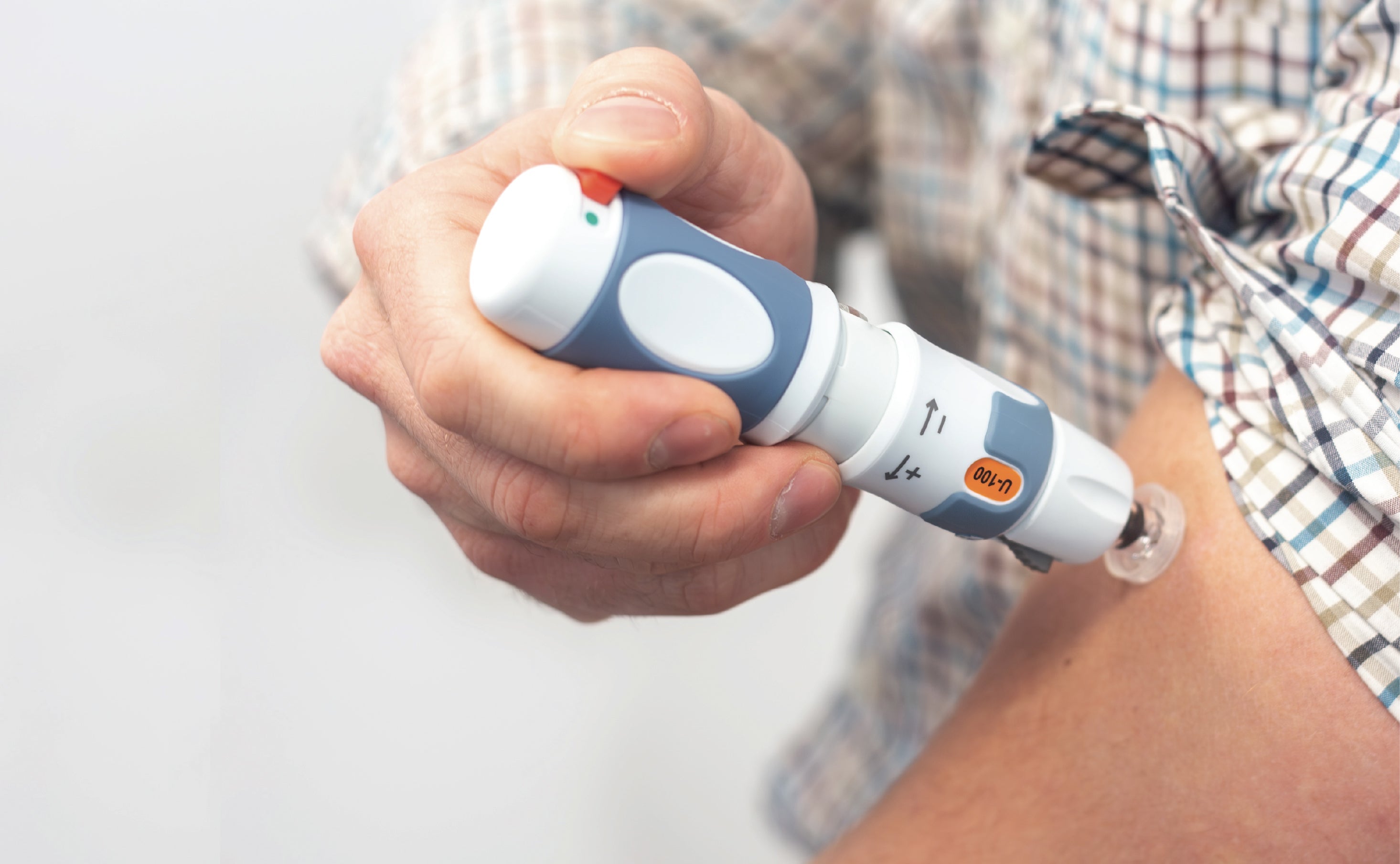 Load video: Administer insulin with InsuJet™